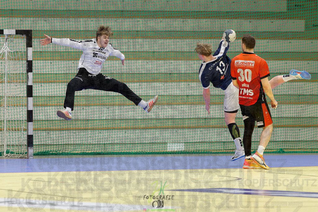Jugendbundesliga A-Jugend; HSG Dutenhofen/Münchh. - HSG Rodgau Nieder-Roden | Jugendbundesliga A-Jugend; HSG Dutenhofen/Münchh. - HSG Rodgau Nieder-Roden am 07.12.2024 in Dutenhofen (Sporthalle Dutenhofen)Photo © 2024 - Jörg Heinrich - Realisiert mit Pictrs.com