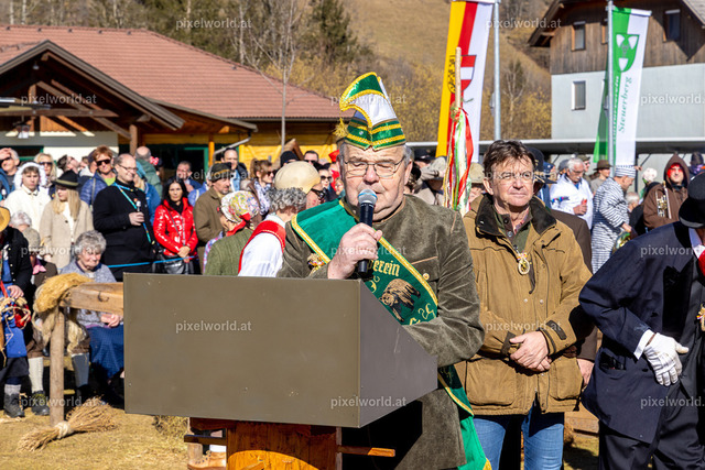 Bärentreiben in Steuerberg | Bildershop von pixelworld.at - Realisiert mit Pictrs.com