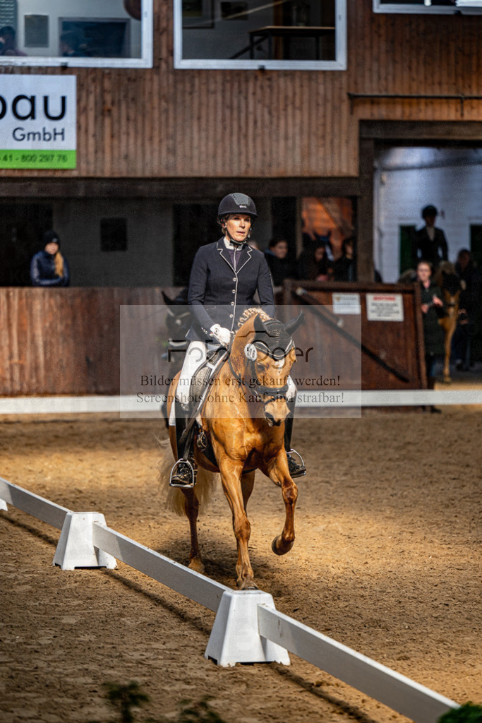 20240310-DOS_0748 | Entdecke hochwertige Reitturnierfotos von Foto Oger. Professionell, emotional und authentisch – jetzt Lieblingsmomente im Shop bestellen.Deutschlandweite Turnierfotografie. - Realisiert mit Pictrs.com
