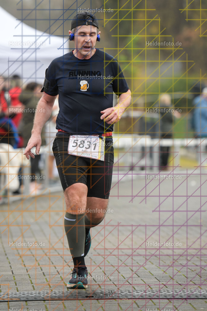 Neusser Erftlauf 2025  | 15km Neusser Erftlauf 2025 Foto: Heldenfoto.de