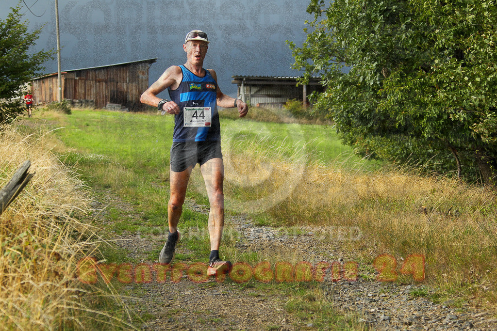 250801_1850_EV4_7578 | Sportfotografie im Rhein-Sieg Kreis, Köln, Bonn, NRW, Rheinland Pfalz, Hessen, etc. Unser Tätigkeitsfeld umfasst den Laufsport vom Volkslauf über den Marathon, Duathlon, Triathon bis zum Ultralauf wie Kölnpfad Ultra oder Schindertrail.