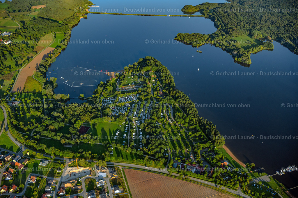4051039 | ABSBERG 03.09.2021 Uferbereiche am Seegebiet des " Großer Brombachsee " in Absberg im Bundesland Bayern, Deutschland. // Riparian areas on the lake area of " Grosser Brombachsee " in Absberg in the state Bavaria, Germany. Foto: Gerhard Launer