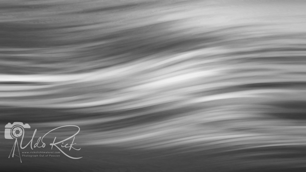 Der Fluß | Entdecken Sie Fotografie aus Leidenschaft: Auftragsfotografie, HD-Fotos, Geschenkartikel aus Ihren Bildern und vieles mehr. Beauftragen Sie uns für besondere Momente!