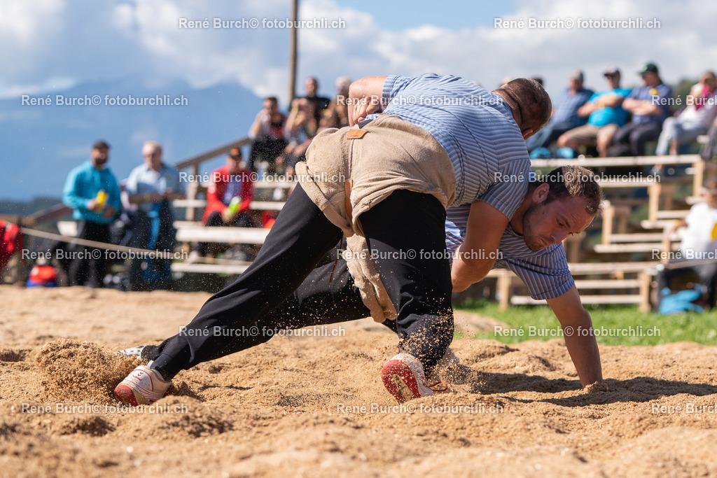 DSC08848-2 | René Burch leidenschaftlicher Fotograf aus Kerns in Obwalden.  Hier finden sie Sport, Landschaft und Natur Fotografie.
 - Realisiert mit Pictrs.com