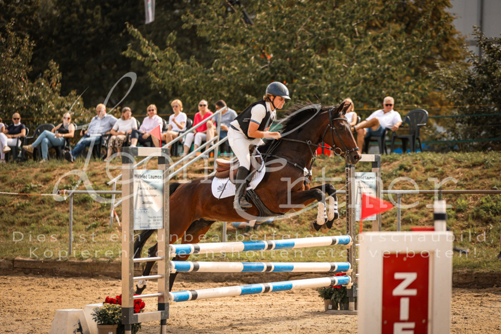 27.SaSpMA00245 | Leoni Ertmer Photography - Realisiert mit Pictrs.com