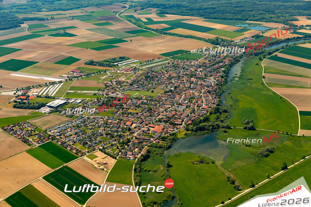 Das Luftbild zeigt :  Pfatter - Die Luftaufnahme wurde 2024 vom UL-Flugzeug aus erstellt ( keine Drohne ) - Hochauflösende Luftaufnahme - Für grossformatige Ausdrucke geeignet. Die Geschenkidee !Mit Lizenz und Bildrechte bestellbar