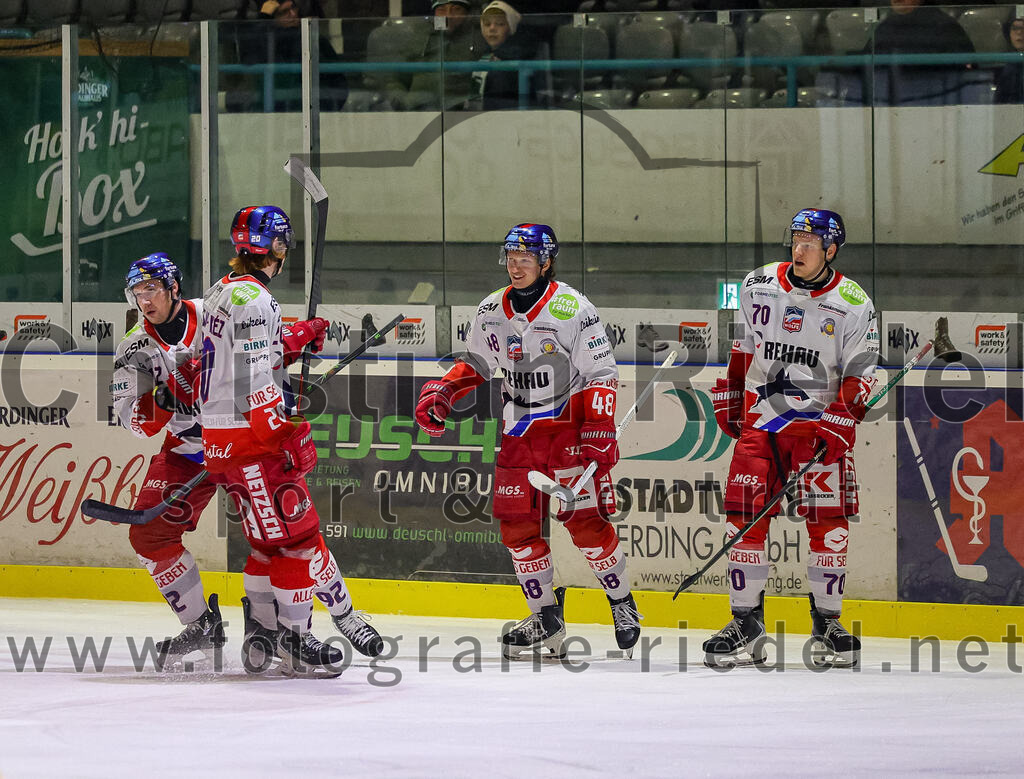 2026-01-18_131_TSV_Erding_gegen_Selber_Woelfe | Erding, Deutschland, 18.01.2026:Eishockey, Oberliga Süd 2025 / 2026, 38. Spieltag, TSV Erding gegen Selber Wölfe, Endergebnis: 2:3 n.V.Foto: Christian Riedel / fotografie-riedel.net