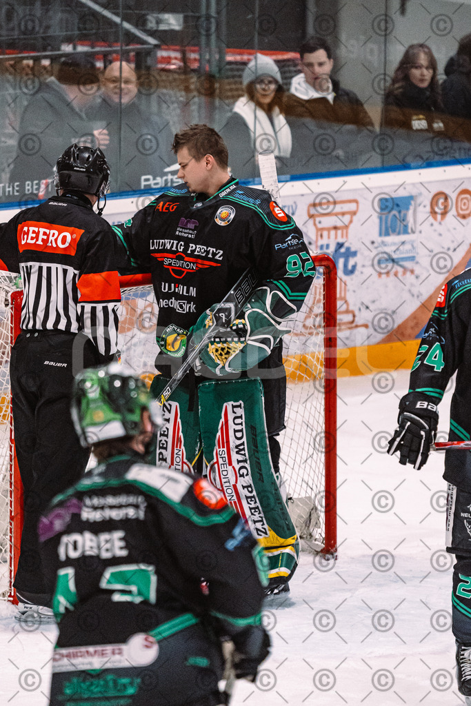 Alligators_vs_Peiting_04_01_2026-047 | Höchstadt Alligators Fotogalerie: Eishockey-Action aus Franken. Professionelle Spielfotos, Portraits & Stadionbilder zum Download. Jetzt entdecken! - Realized with Pictrs.com
