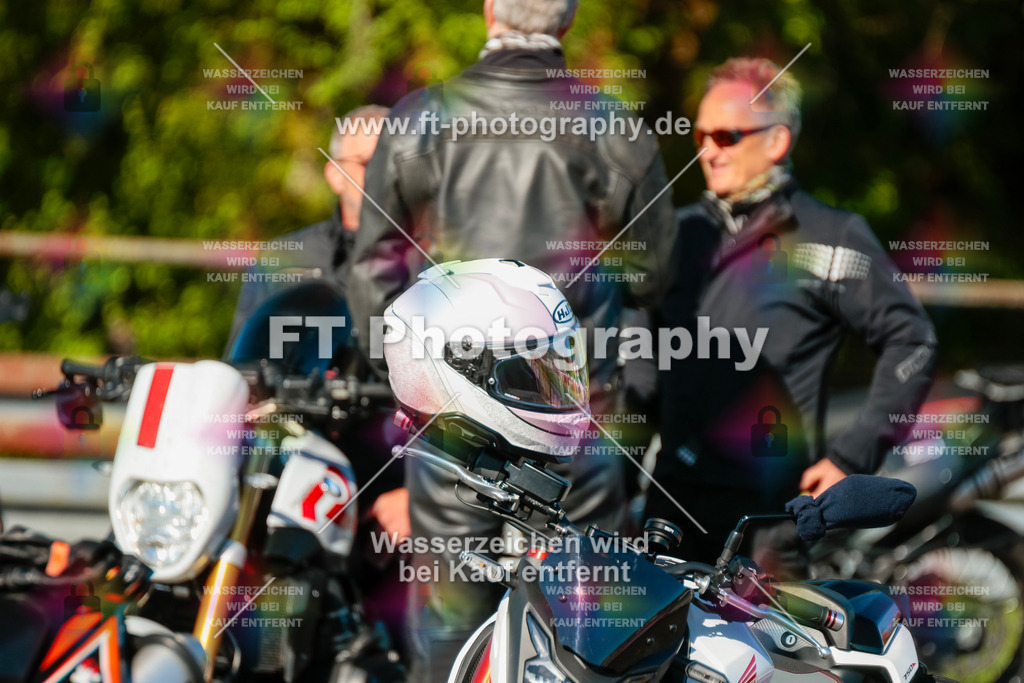 Moto-TeamOBK-21208 | Hier findet Ihr Bilder von Touristenfahrten auf der Nürburgring Nordschleife oder von anderen Veranstaltungen die ich besucht habe. Viel Spass beim Durch Schauen 