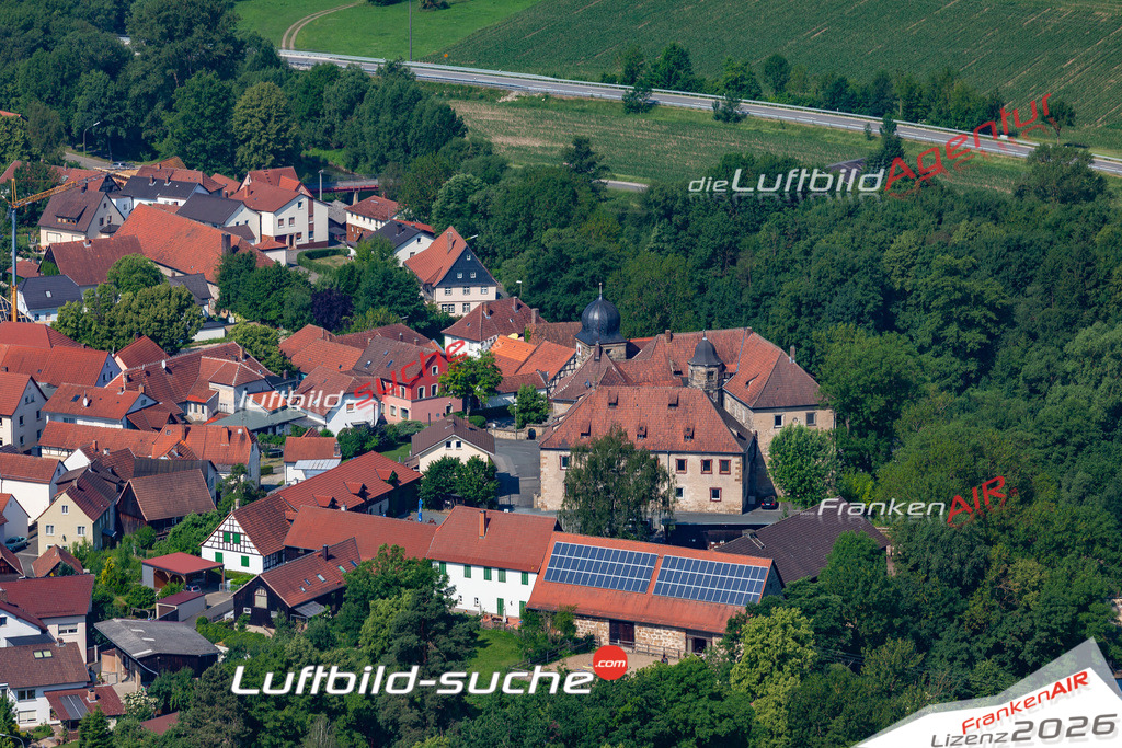 Das Luftbild der Stadt Redwitz Rodach wurde 2018 vom Flugzeug heraus erstellt (keine Drohne) Aufnahmehöhe ca.400 Meter- hohe Auflösung für beste Druck-Qualität
