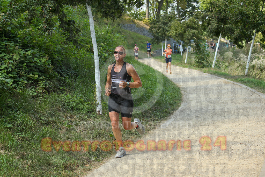 250824_1444_EX1_7332 | Sportfotografie im Rhein-Sieg Kreis, Köln, Bonn, NRW, Rheinland Pfalz, Hessen, etc. Unser Tätigkeitsfeld umfasst den Laufsport vom Volkslauf über den Marathon, Duathlon, Triathon bis zum Ultralauf wie Kölnpfad Ultra oder Schindertrail.