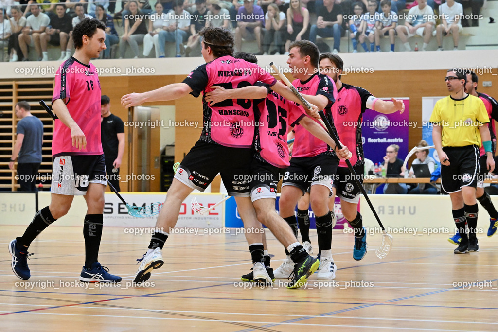VSV Unihockey vs. Wiener Floorballferein 6.4.2024 | Jubel Wiener Floorballverein, #16 Christian Göth Wiener Floorballverein, #26 Alexander Hanschur Wiener Floorballverein, #95 Niklas Felsberger Wiener Floorballverein, VSV Unihockey vs. Wiener Floorballferein 6.4.2024, VSV Unihockey vs. Wiener Floorballferein  am 06.04.2024 in Villach (Ballspielhalle St. Martin), Austria, (Photo by Bernd Stefan)