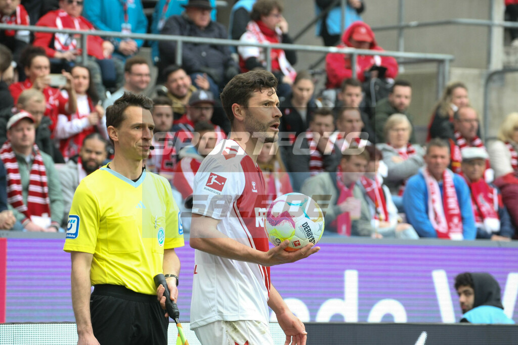 1. FC Köln - SC Freiburg | Jonas Hector -© Sportfoto-Sale (MK) - Realisiert mit Pictrs.com
