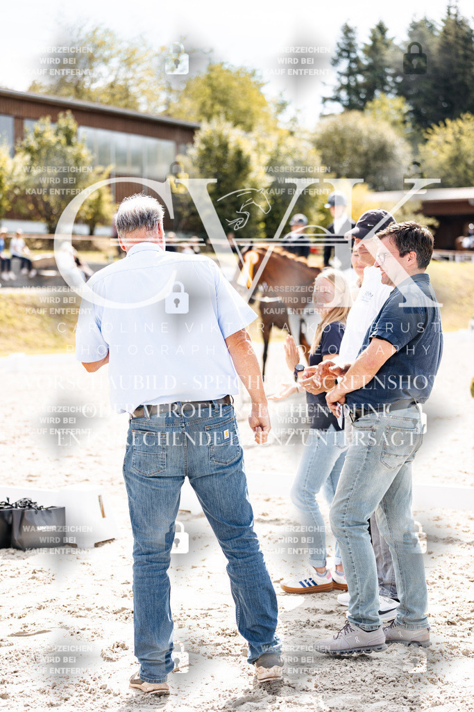 CK900979 | Turnierfotografie Pferdefotografie Trier Rheinland-Pfalz Pferdesport Reitsport Tierfotografie Sportfotografie Pferdevideo Pferdevideografie Equestrianvideography equestrianphotography  - Realisiert mit Pictrs.com