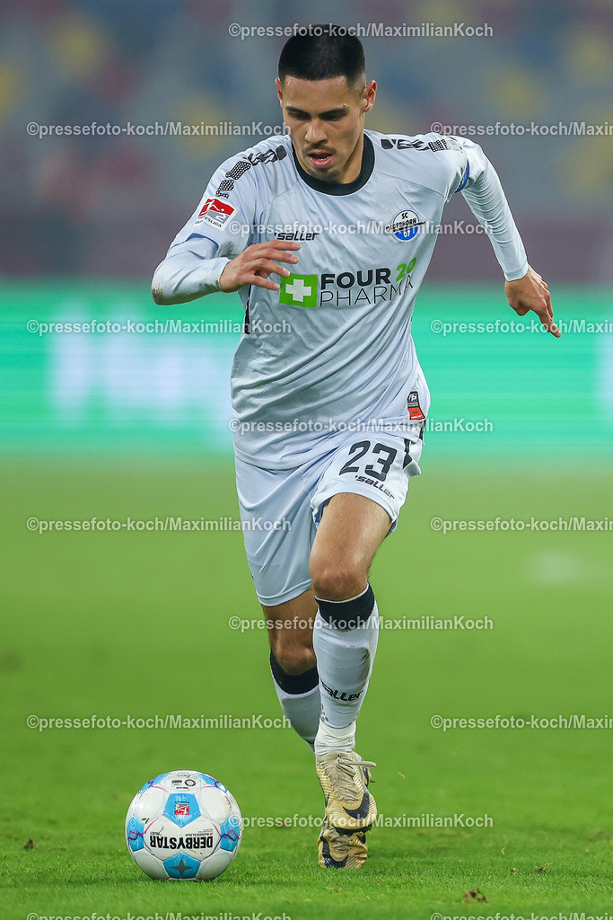 Due0911240109602132 | 09.11.2024, Fußball, Fortuna Düsseldorf - SC Paderborn 07, 2. Bundesliga, Merkur Spiel-Arena, Saison 2024 2025: Raphael Obermair (Paderborn #23) DFB regulations prohibit any use of photographs as image sequences and or quasi-video.