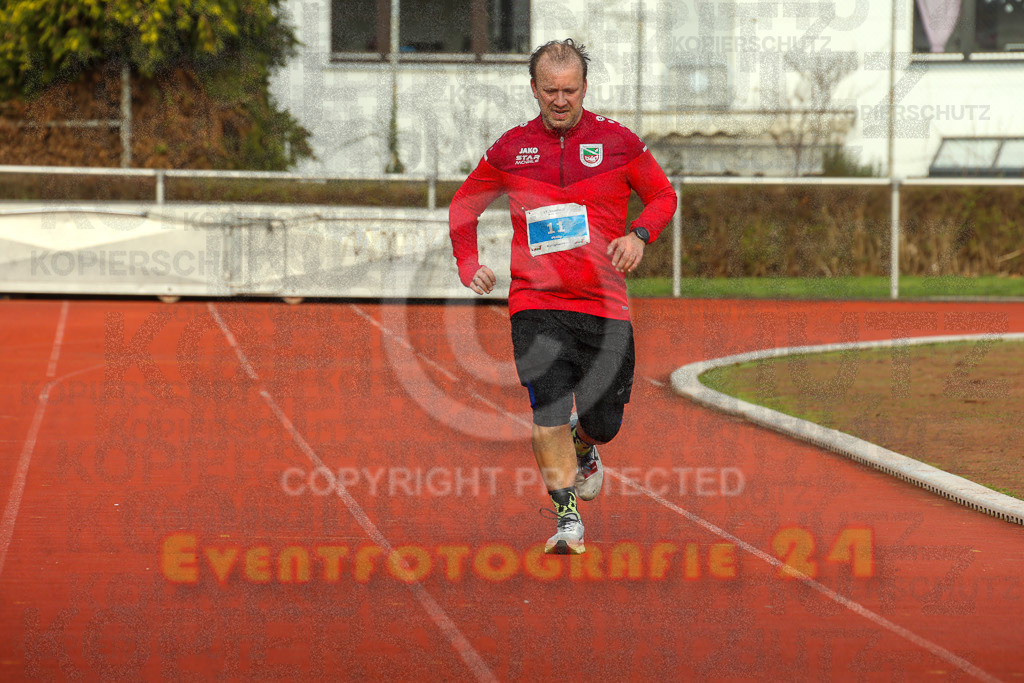 230129_1128_EX1_4981 | Sportfotografie im Rhein-Sieg Kreis, Köln, Bonn, NRW, Rheinland Pfalz, Hessen, etc. Unser Tätigkeitsfeld umfasst den Laufsport vom Volkslauf über den Marathon, Duathlon, Triathon bis zum Ultralauf wie Kölnpfad Ultra oder Schindertrail.