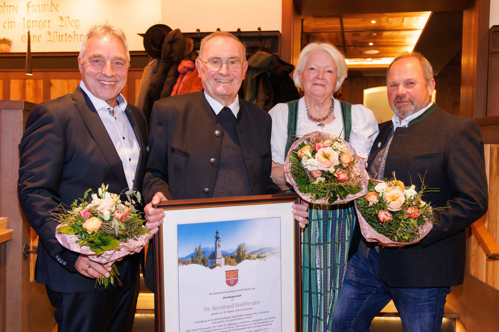 GT2A1783 | ap-design // andreas plenk - Realisiert mit Pictrs.com