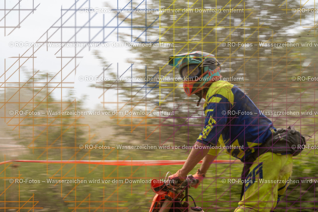 Niederwürzbach 3 Lauf-428 | Sportfotografie von RO-Fotos: Motorsport, Motocross, Enduro, Laufveranstaltungen und Triathlon. Professionelle Fotos von Sportlern und Events. - Realisiert mit Pictrs.com