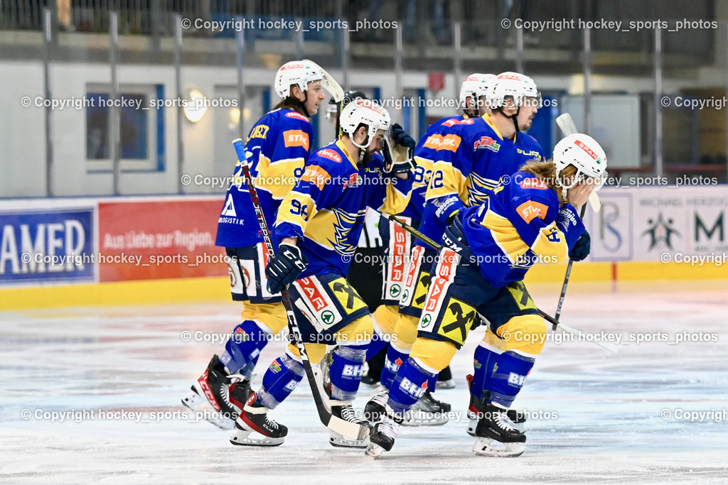 ESC Steindorf vs. HC Kufstein Dragons 25.2.2023 | Jubel HC Kufstein Mannschaft, #88 Hrazdira David, #98 Bruimann Marcel