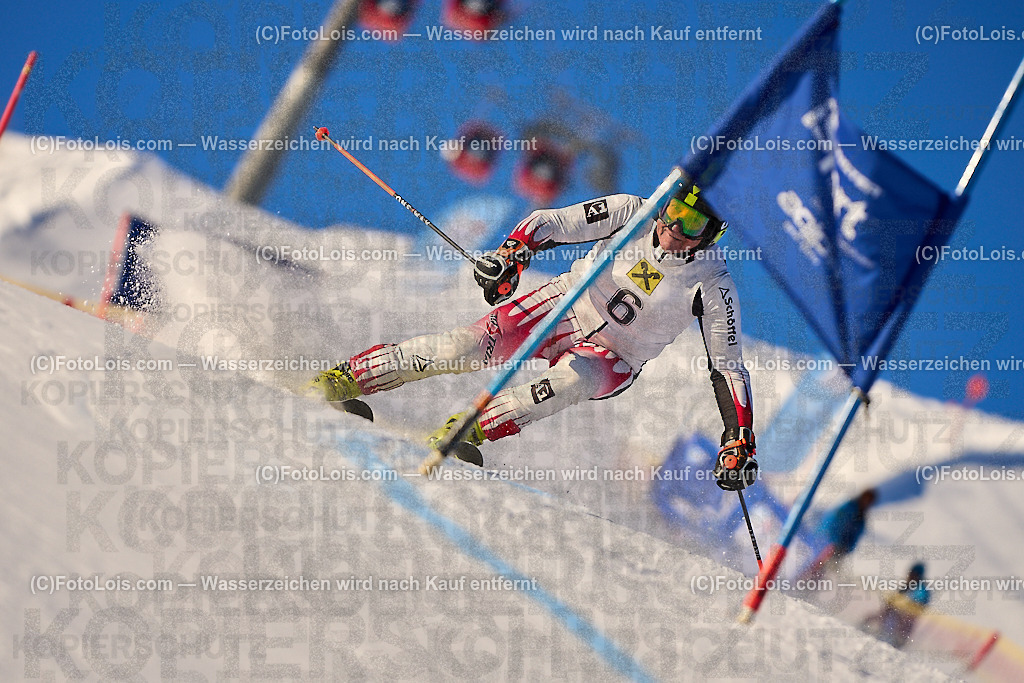 ALP2383_MASTERS-Cup_GS-B Herrn_Leitner Leonhard | (C)FotoLois.com, Alois Spandl. FIS Masters-Cup Wildschönau, Giant Slalom auf der Piste Schatzberg GS, Siegerehrung auf dem Dorfplatz Niederau, Sa 13. Januar 2024.
