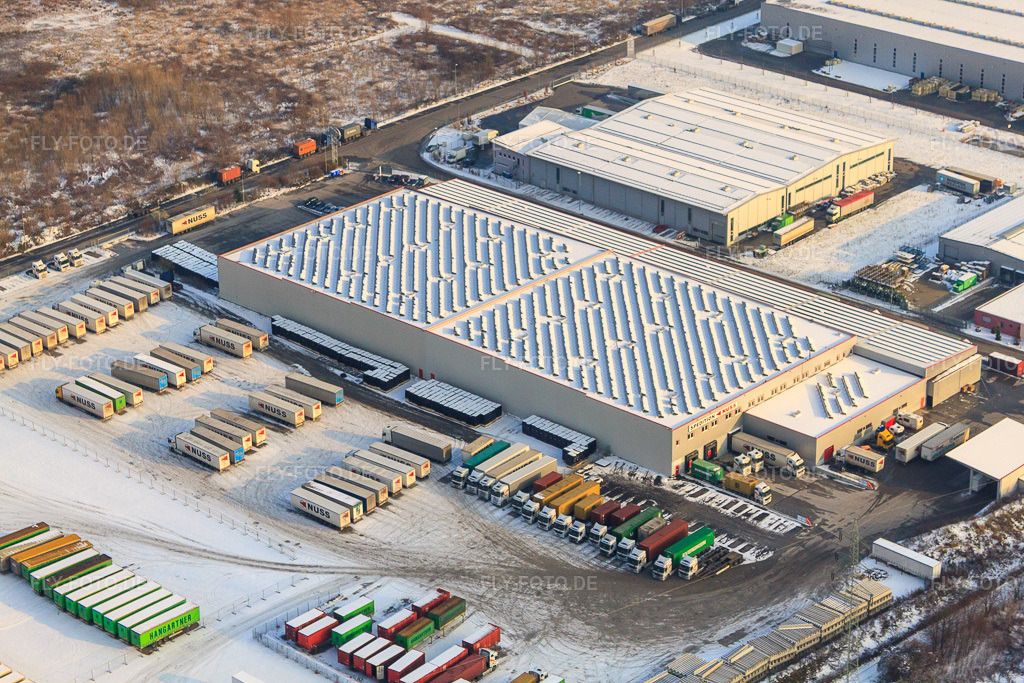 Luftbild: NUSS Unternehmensgruppe im Industriegebiet Oberwald im Winter bei Schnee in Wörth am Rhein im Bundesland Rheinland-Pfalz in Deutschland. Foto: IMG_35807.jpg vom 04.12.2010 durch Werner Riehm/FLY-FOTO.de
