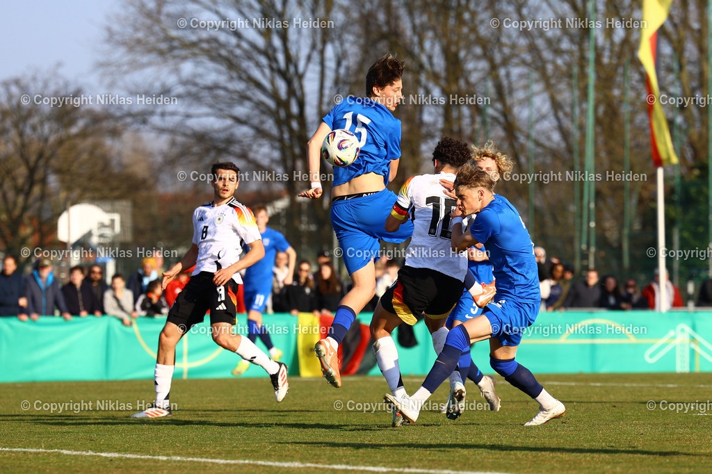 NH_DeutschlandU19_FinnlandU19_UEFAQualifikationsturnier_22032025 | #10 Noah Darvich (Deutschland U19) köpft den Ball zum 2:1 ins Netz.Fußball I Junioren I UEFA-U19-Europameisterschaft I Saison 2024-2025 I Qualifikationsturnier I Deustchland U19 - Finnland U19 I 22.03.2025 I GWG-Stadion Flutmulde