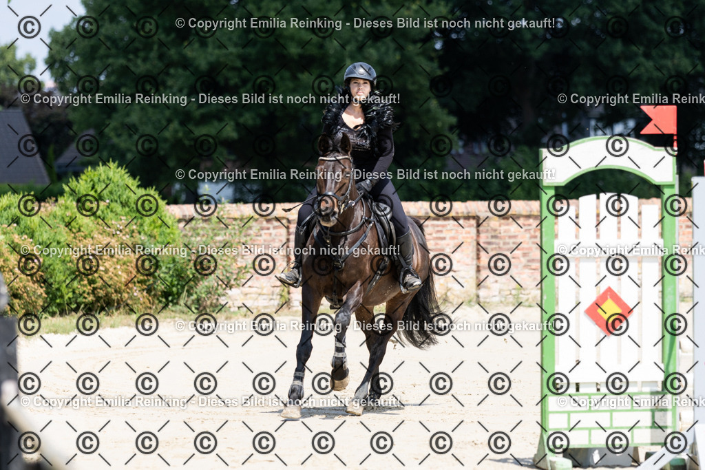 CL5A7220 | Emilia Reinking Fotografie - Realisiert mit Pictrs.com