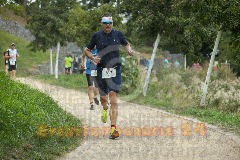 250824_1359_EX1_4517 | Sportfotografie im Rhein-Sieg Kreis, Köln, Bonn, NRW, Rheinland Pfalz, Hessen, etc. Unser Tätigkeitsfeld umfasst den Laufsport vom Volkslauf über den Marathon, Duathlon, Triathon bis zum Ultralauf wie Kölnpfad Ultra oder Schindertrail.