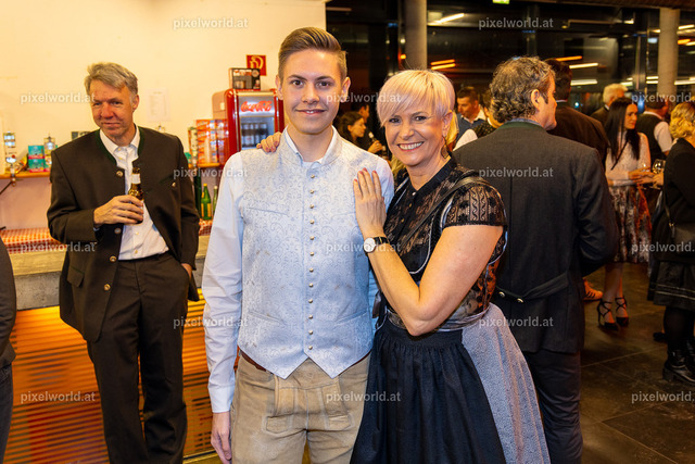 Feldkirchner Bezirksbauernball 2024 | Bildershop von pixelworld.at - Realisiert mit Pictrs.com