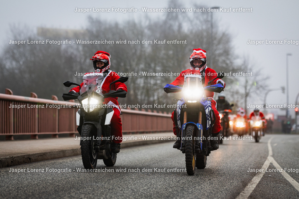 X-Mas Ride I Kiel I 2025 | Jasper Lorenz Fotografie - Realisiert mit Pictrs.com