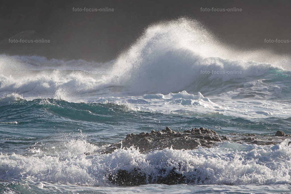 waves | Landscape photography, spectacular waves, Atlantic Ocean, Baltic Sea
