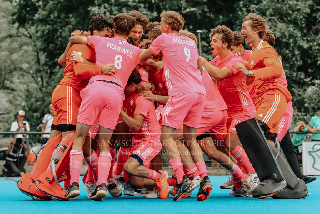 EM_MU18_F_GER-FRA_Lille_bearbeitet (334 von 433) | lanaschraderfotografie - Realisiert mit Pictrs.com