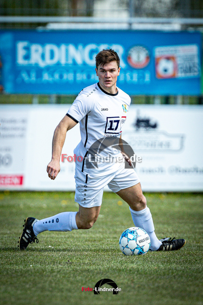 SG Hungerbach vs SV Eurasburg-Beuerberg | Meisterrunde Kreisklasse Gruppe C, SG Hungerbach vs SV Eurasburg-Beuerberg, 20240427,
Duell zwischen Christian MARTNER (SVEB 17) und Matthias LISTLE (SGH 3),
2024-04-27 in Oberhasuen (Sportplatz Oberhasuen)
17 Christian MARTNER (SVEB 17), 3 Matthias LISTLE (SGH 3)
Copyright: WolfgangxLindner www.foto-lindner.de