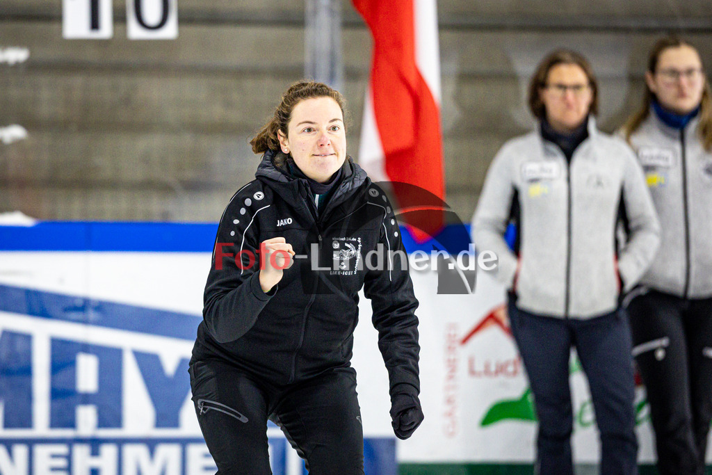 Europacup 2025 Winter Damen/Herren Finaltag  20251123 | Europacup 2025 Winter Damen/Herren Finaltag, , 20251123,,2025-11-23 in Peiting (Eisstadion Peiting), Copyright: WolfgangxLindner www.foto-lindner.de