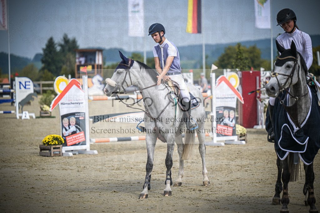 DOS_0014 | Entdecke hochwertige Reitturnierfotos von Foto Oger. Professionell, emotional und authentisch – jetzt Lieblingsmomente im Shop bestellen.Deutschlandweite Turnierfotografie. - Realisiert mit Pictrs.com