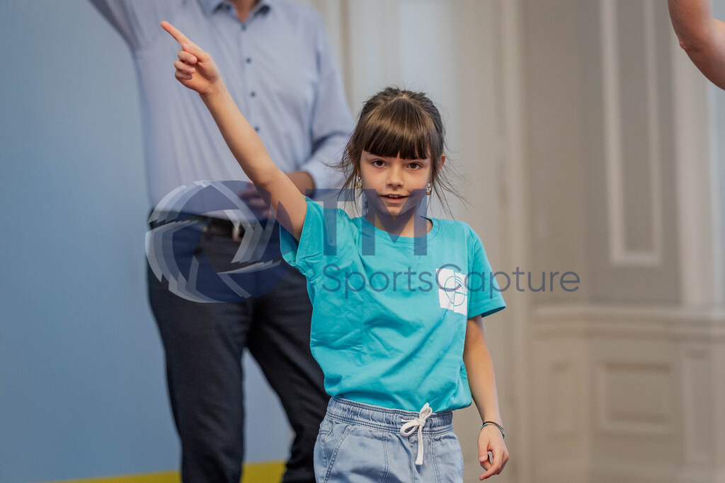 TM-20250605-0014 | Pressetermin mit Landesrätin Sara Schaar, Fachreferent für Jugend Joachim Zmölnig, der Dreikönigsaktion und Katholischen Jungschar.Spiegelsaal, Klagenfurt, Österreich.Copyright: TM Sportscapture/Matthias Trinkl