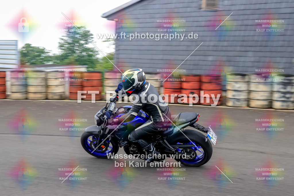 _TCM3164 | Hier findet Ihr Bilder von Touristenfahrten auf der Nürburgring Nordschleife oder von anderen Veranstaltungen die ich besucht habe. Viel Spass beim Durch Schauen 