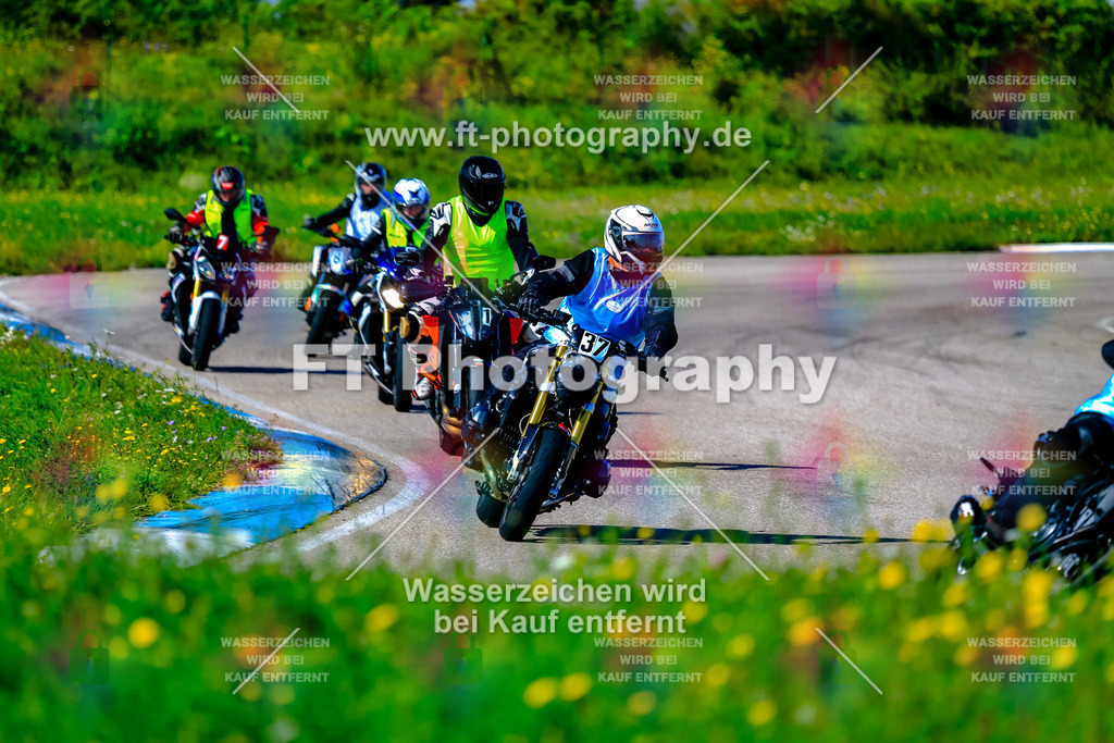 037-5449 | Hier findet Ihr Bilder von Touristenfahrten auf der Nürburgring Nordschleife oder von anderen Veranstaltungen die ich besucht habe. Viel Spass beim Durch Schauen 