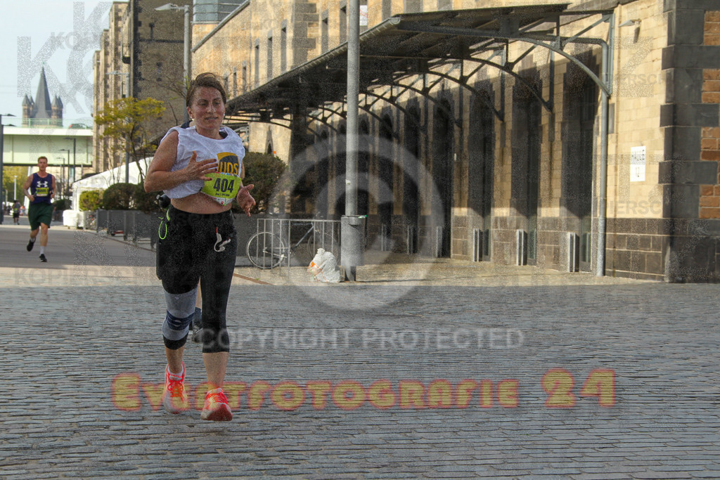 250920_1542_EV4_9467 | Sportfotografie im Rhein-Sieg Kreis, Köln, Bonn, NRW, Rheinland Pfalz, Hessen, etc. Unser Tätigkeitsfeld umfasst den Laufsport vom Volkslauf über den Marathon, Duathlon, Triathon bis zum Ultralauf wie Kölnpfad Ultra oder Schindertrail.