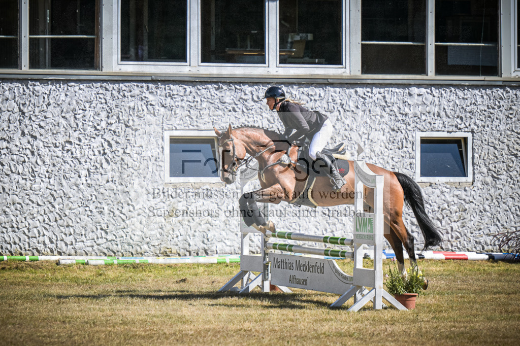 DOS_0999 | Entdecke hochwertige Reitturnierfotos von Foto Oger. Professionell, emotional und authentisch – jetzt Lieblingsmomente im Shop bestellen.Deutschlandweite Turnierfotografie. - Realisiert mit Pictrs.com