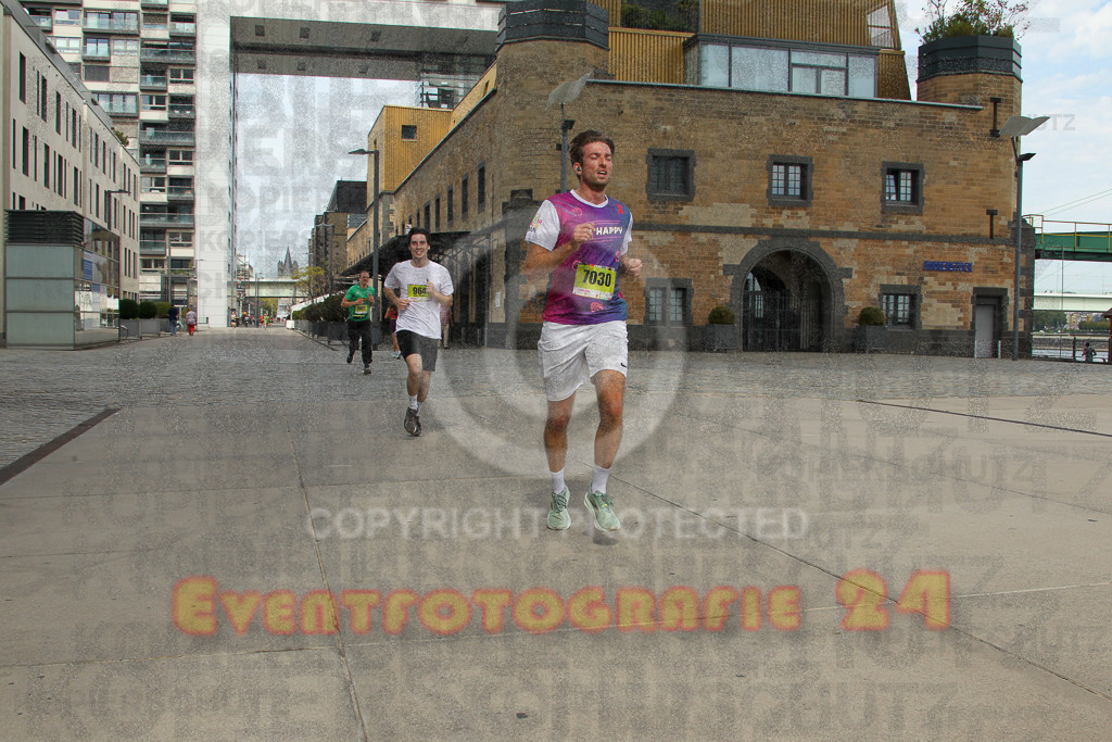 250920_1320_EV4_5255 | Sportfotografie im Rhein-Sieg Kreis, Köln, Bonn, NRW, Rheinland Pfalz, Hessen, etc. Unser Tätigkeitsfeld umfasst den Laufsport vom Volkslauf über den Marathon, Duathlon, Triathon bis zum Ultralauf wie Kölnpfad Ultra oder Schindertrail.