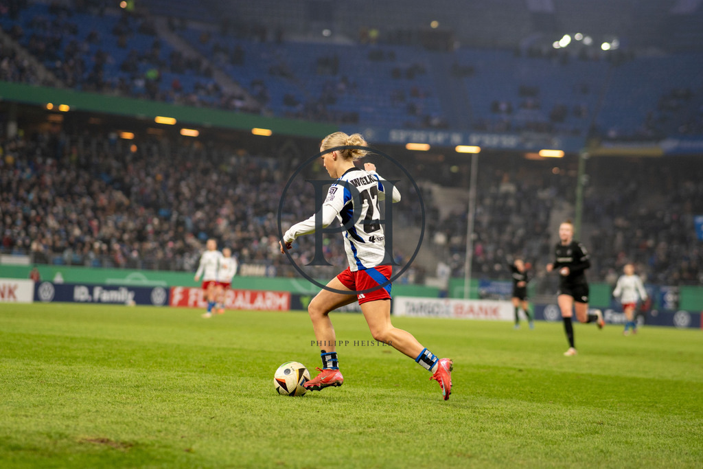 HSV-Frauen-3 | Philipp-Heist - Realisiert mit Pictrs.com