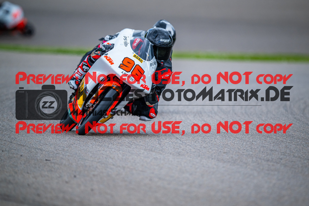 MaZZes_FotoMatrix_240505_6007705_2895 | KTM