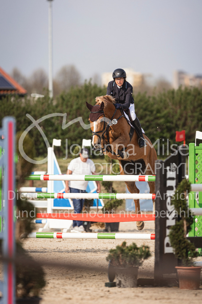 250416_M2-Springen-470 | Deine schönsten Turniermomente als professionelle Fotos! Entdecke hochwertige Pferdesport-Fotografie im Online-Shop. Jetzt Fotos finden & bestellen!