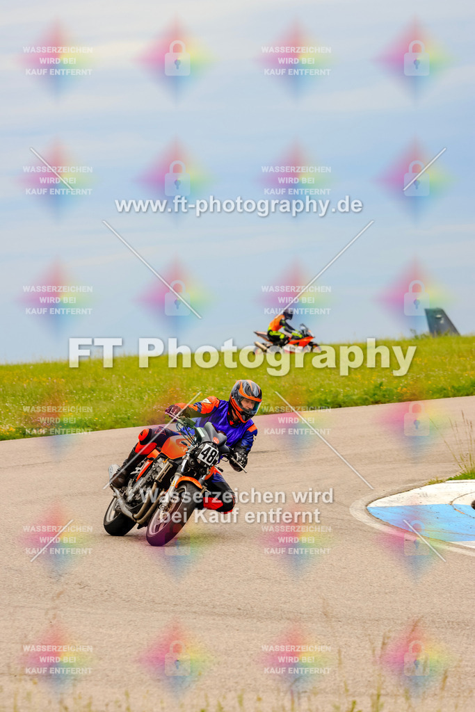 MotoTeam-2176 | Hier findet Ihr Bilder von Touristenfahrten auf der Nürburgring Nordschleife oder von anderen Veranstaltungen die ich besucht habe. Viel Spass beim Durch Schauen 