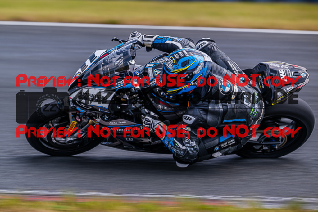 MaZZes_FotoMatrix_220520_3592 | Fotograf Mathias Schmid
Sportfotograf,
Eventfotograf,
Hochzeitsfotograf,
Portraitfotograf