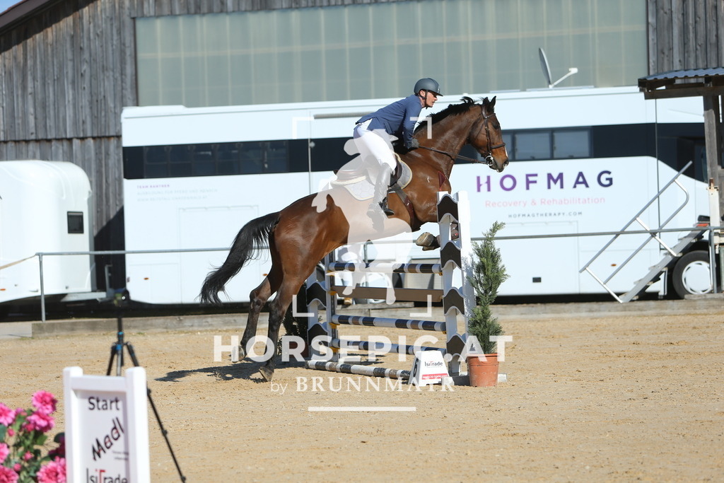 DL2Q1228 | Willkommen bei Brunnmayr - Design & Fotografie – Ihrem Spezialisten für Reitturniere und Pferdeveranstaltungen in Oberösterreich, Salzburg und Bayern! Seit über 17 Jahren sind wir leidenschaftlich dabei.