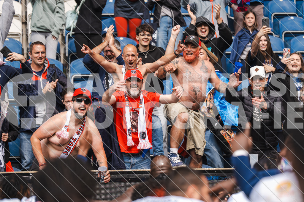 GER Rhein Fire vs. Paris Musketeers, Football, European League of Football, Spieltag 4, Saison 2025, 08.06.2025 | GER Rhein Fire vs. Paris Musketeers, Football, European League of Football, Spieltag 4, Saison 2025, 08.06.2025Foto: Fabian Friese - Realisiert mit Pictrs.com