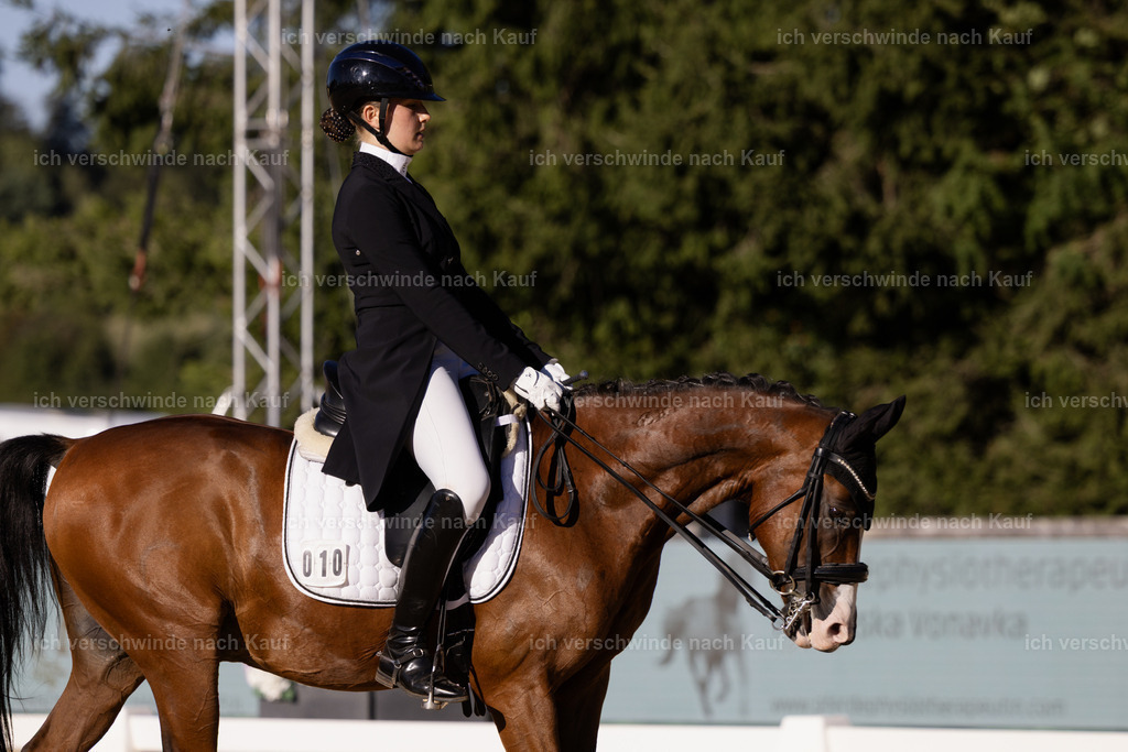 FHC2026_P09_10_18933 | Fichtenhof Classics 2026 – Grand Prix de Dressage - VOLTAIRE Design Preis, Reitanlage Fichtenhof, Sch ftlarn