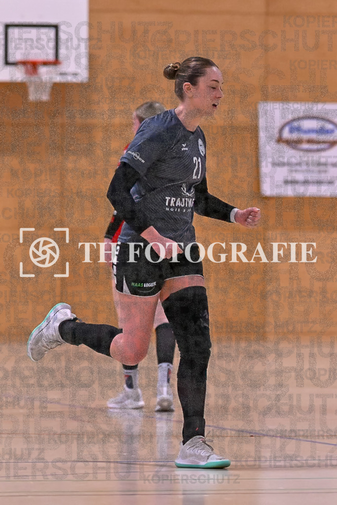 GER, SG Maulburg/Steinen - HB Kinzigtal, Handball, Suedbadenliga, 22. Spieltag, Saison 2023/2024, 27.04.2024 | Vanessa Haas (HB Kinzigtal, #21)

GER, SG Maulburg/Steinen - HB Kinzigtal, Handball, Suedbadenliga, 22. Spieltag, Saison 2023/2024, 27.04.2024

Foto: TH Fotografie/Thomas Hess